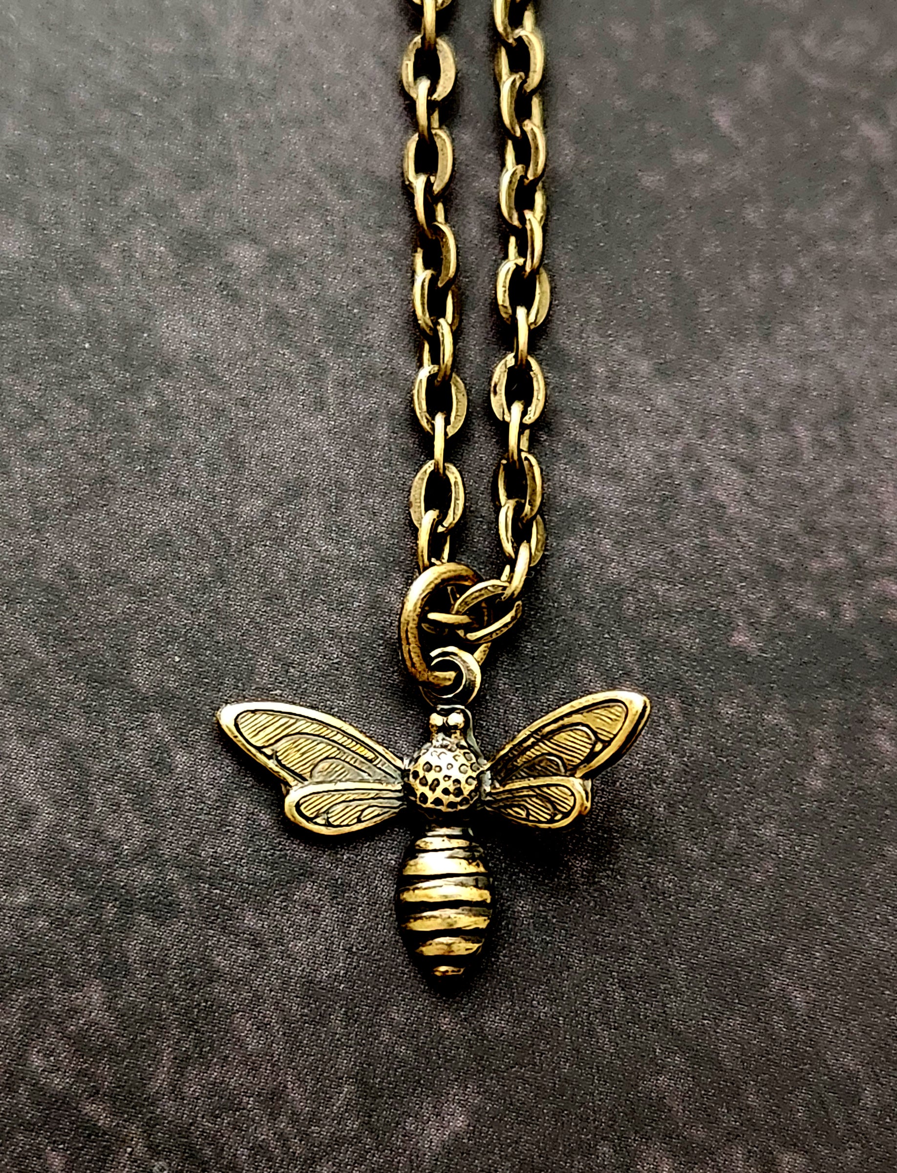wee bee necklace
