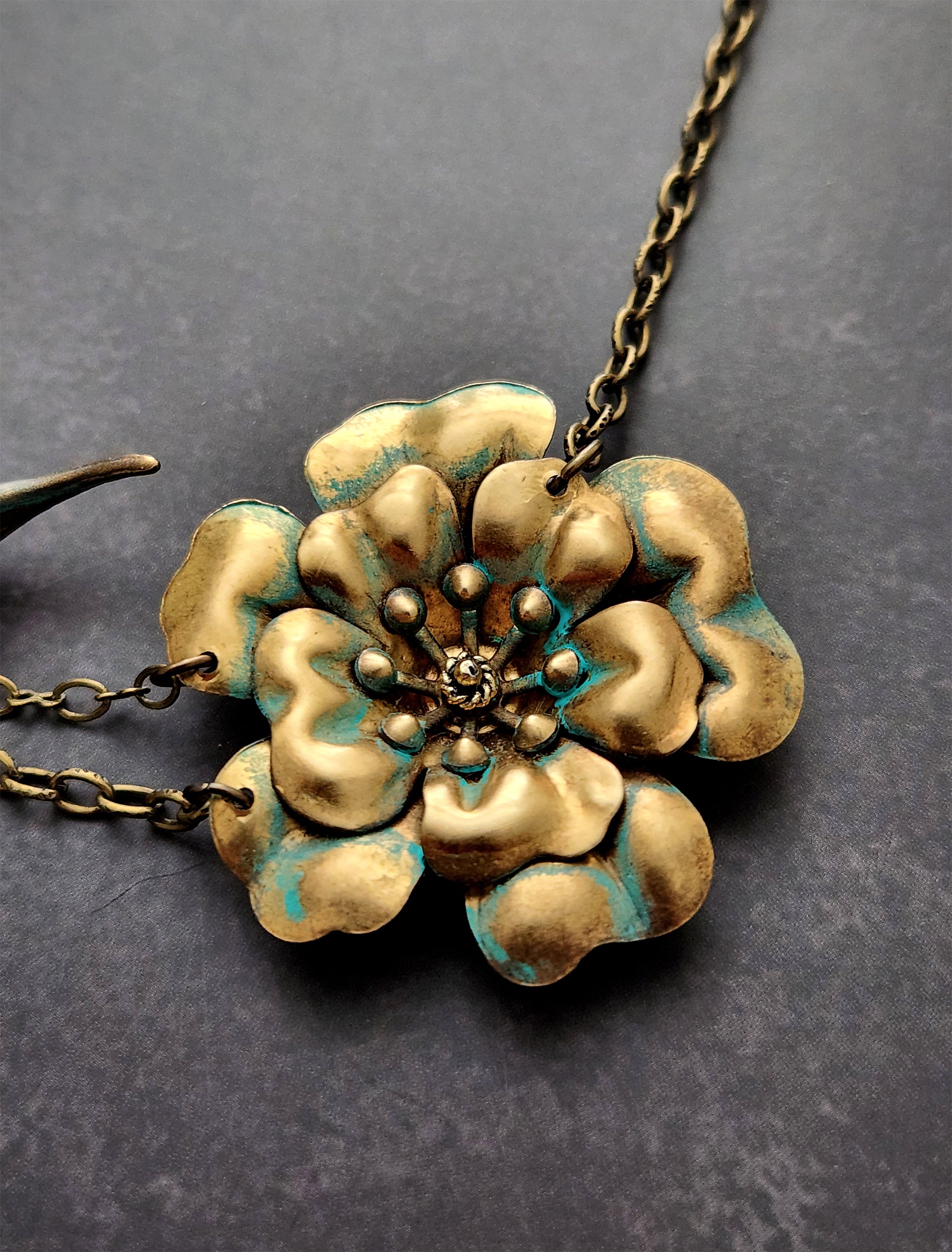 large hummingbird flower necklace