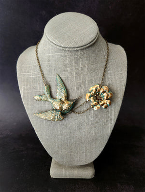 large hummingbird flower necklace