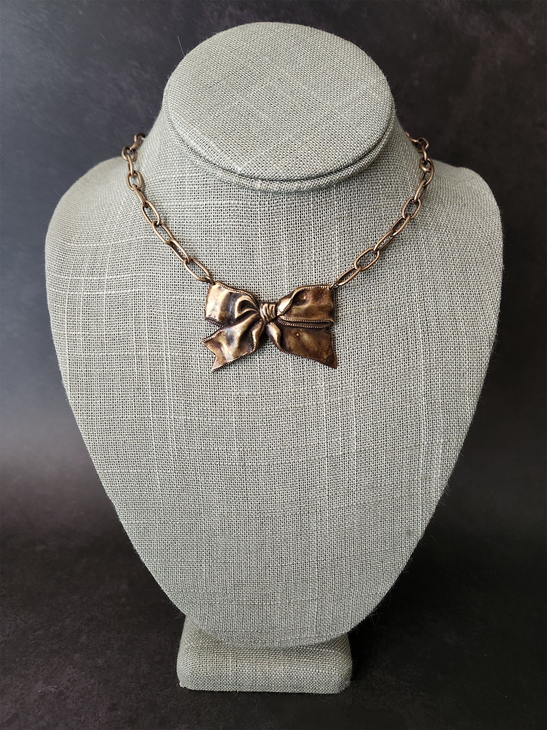 big bow necklace