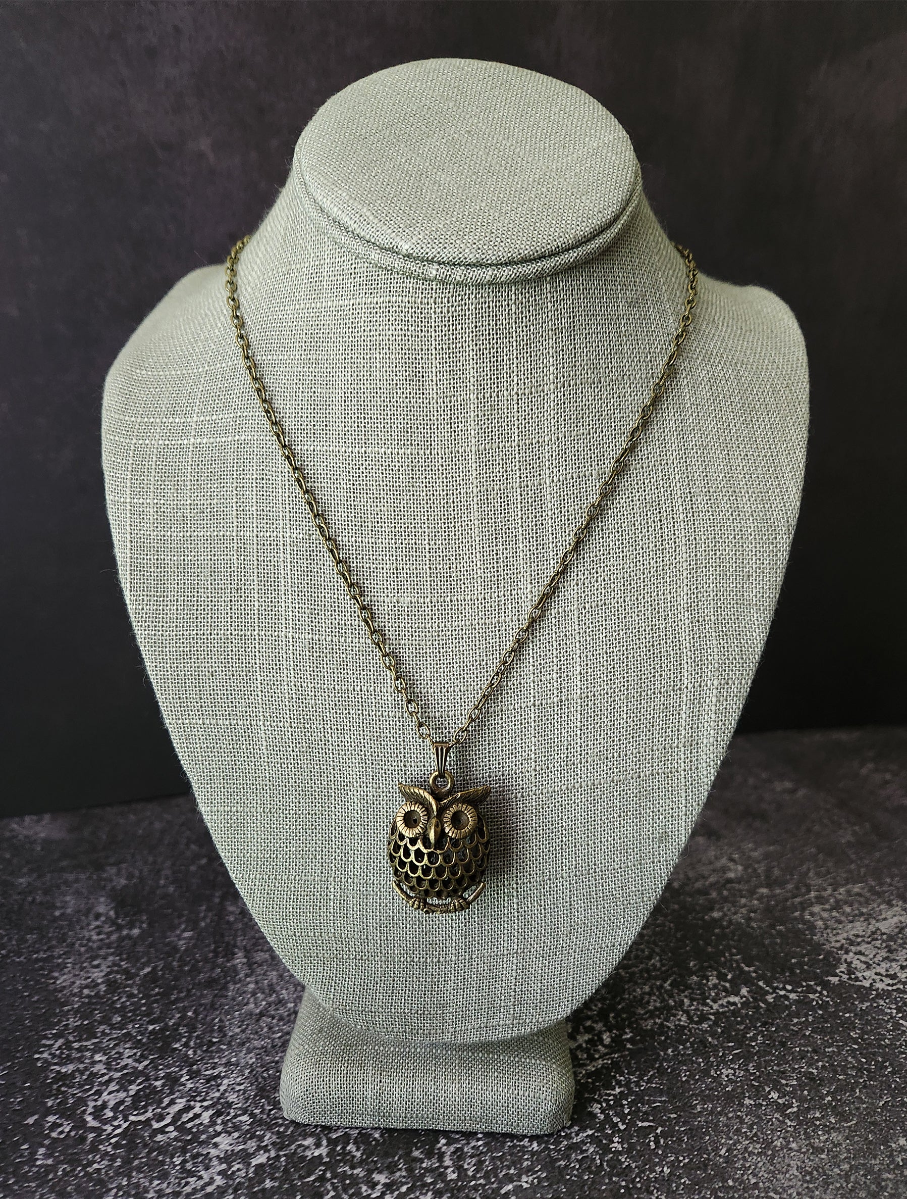 puffy owl necklace