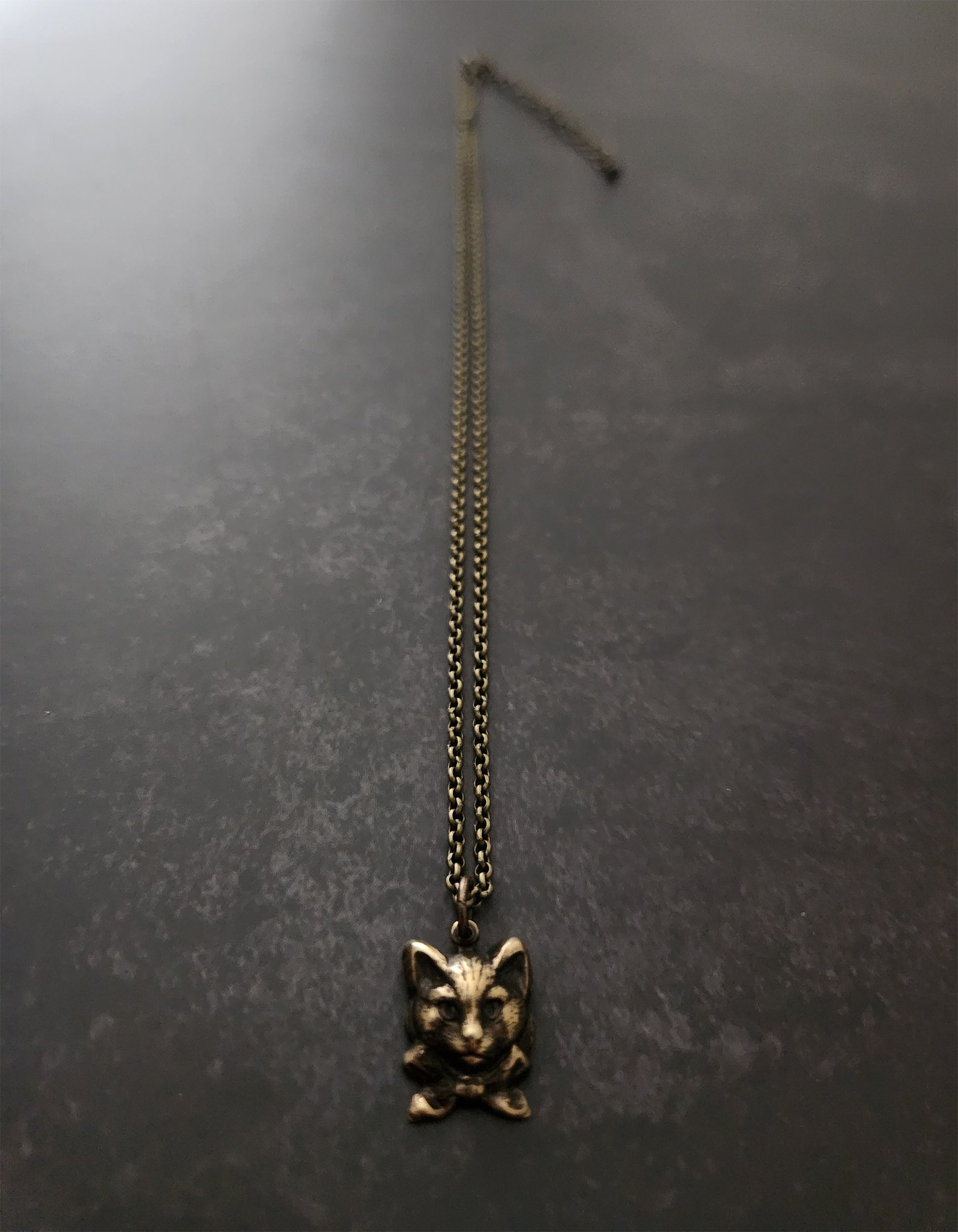 cat bow necklace