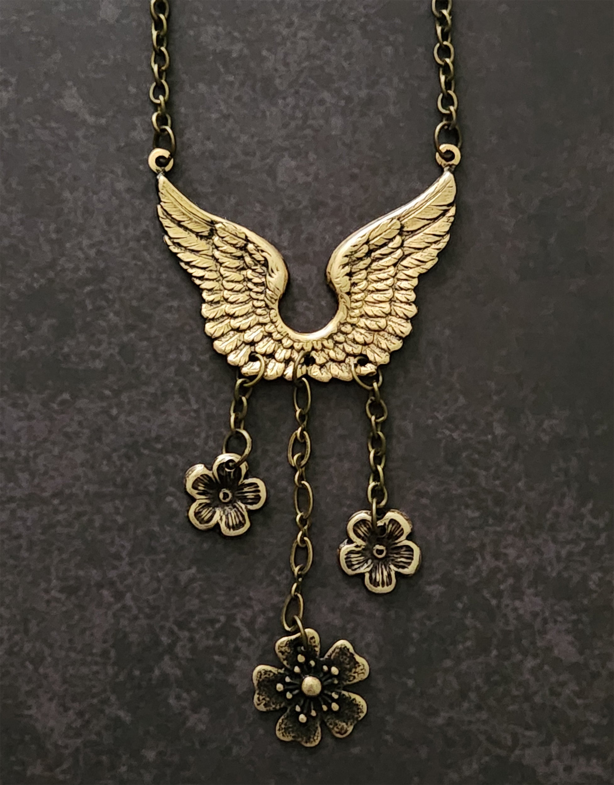 angel wing flower necklace