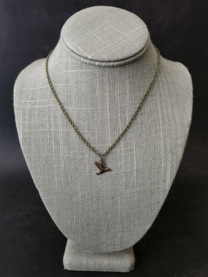 dainty hummingbird necklace