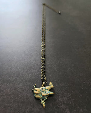 perched wren necklace